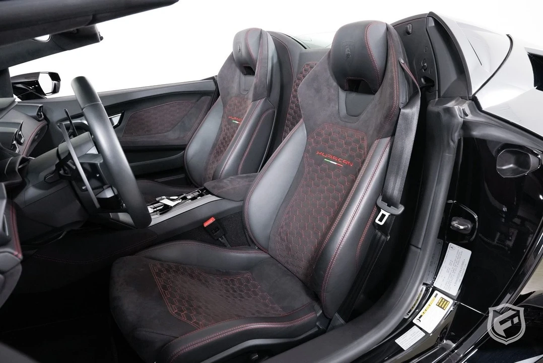 2017 Lamborghini Huracan LP580-2 - Image 27 of 31