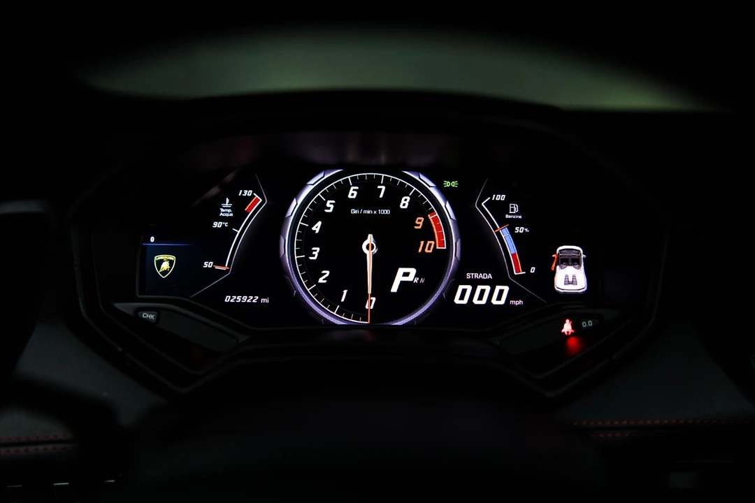 2017 Lamborghini Huracan LP580-2 - Image 16 of 21
