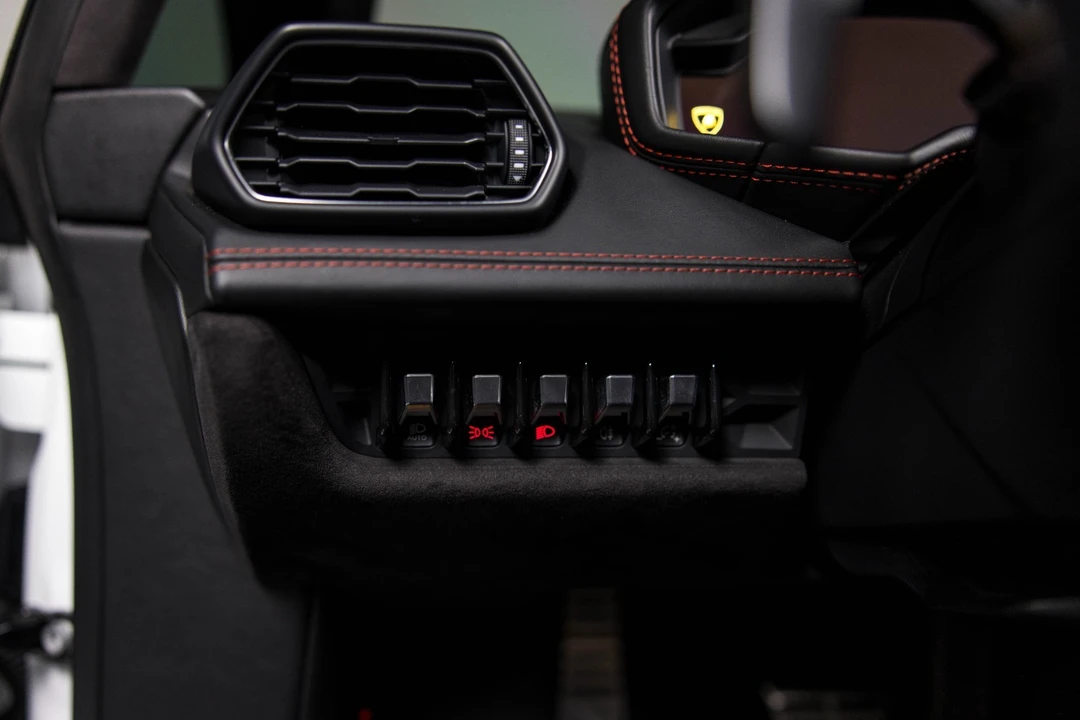 2017 Lamborghini Huracan LP580-2 - Image 13 of 21