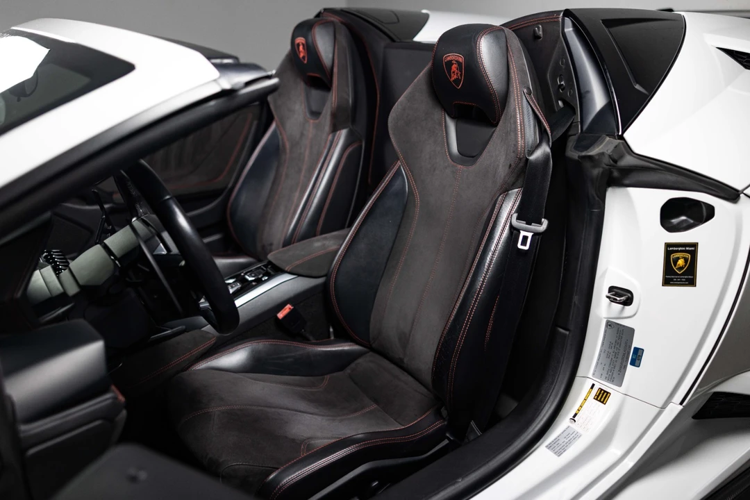 2017 Lamborghini Huracan LP580-2 - Image 9 of 21