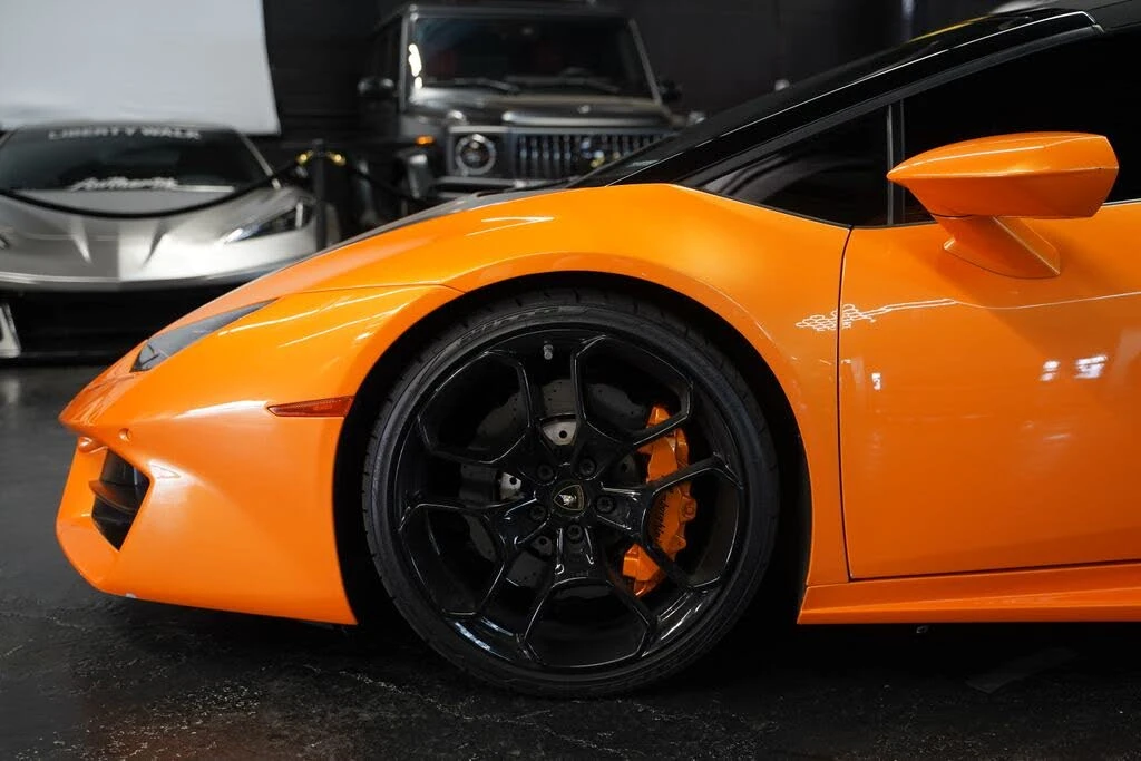2017 Lamborghini Huracan LP580-2 - Image 9 of 31