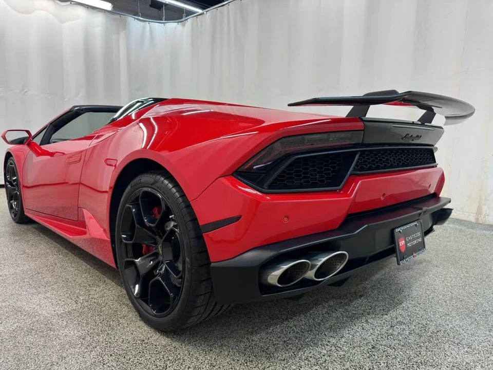 2017 Lamborghini Huracan LP580-2 - Image 8 of 31