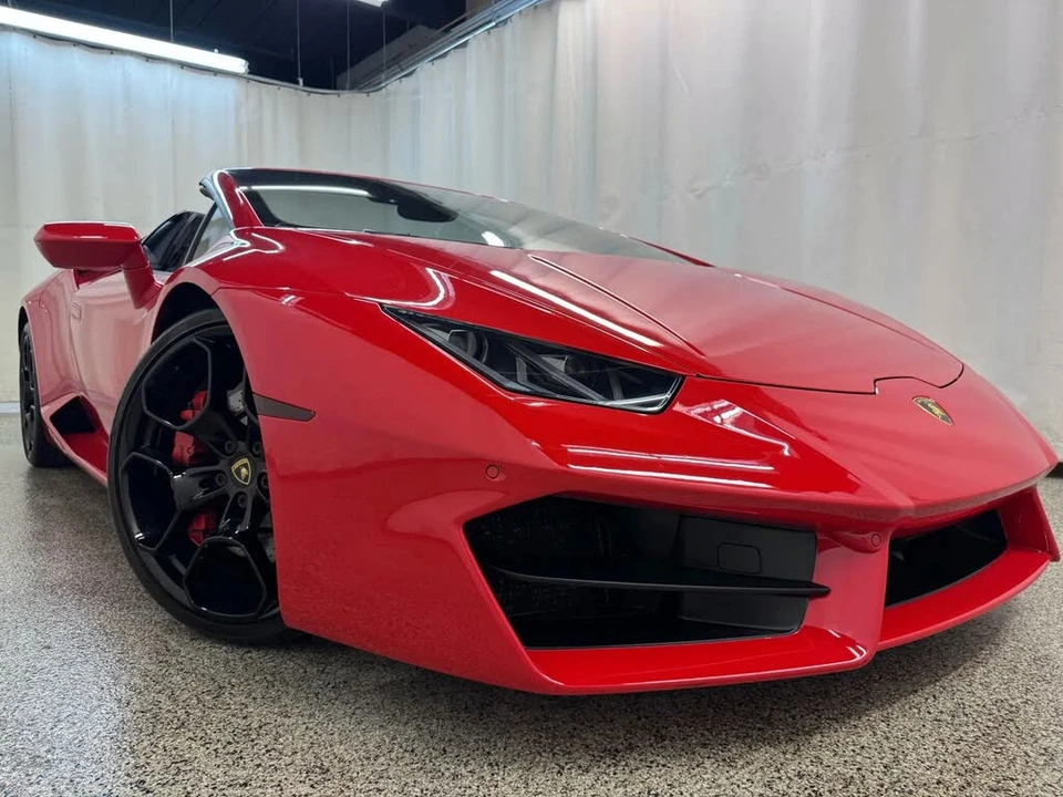 2017 Lamborghini Huracan LP580-2 - Image 4 of 31