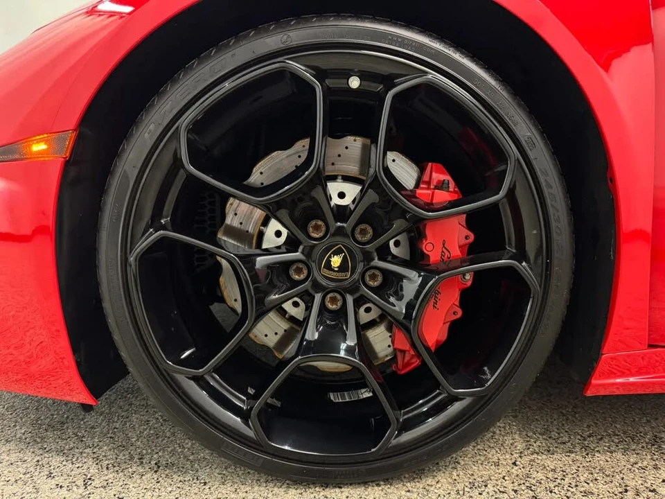 2017 Lamborghini Huracan LP580-2 - Image 28 of 31