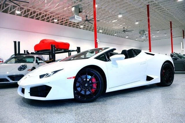 2017 Lamborghini Huracan LP580-2 - Image 6 of 31