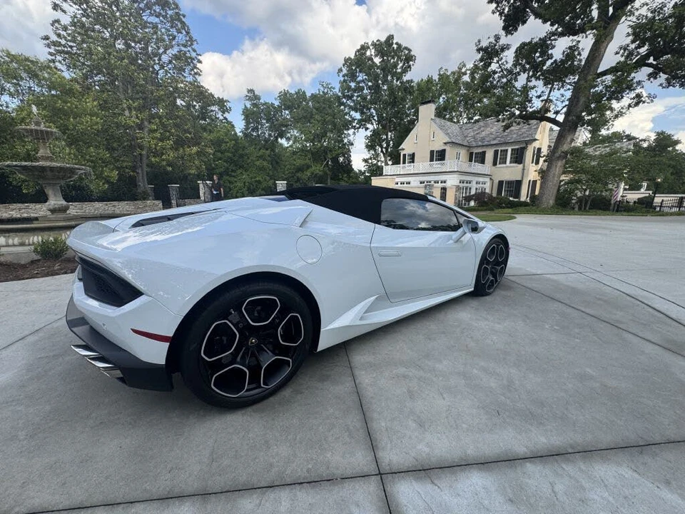 2017 Lamborghini Huracan LP580-2 - Image 23 of 31