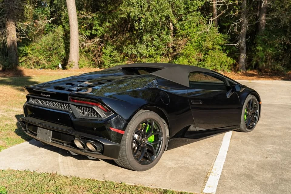 2017 Lamborghini Huracan LP580-2 - Image 6 of 20