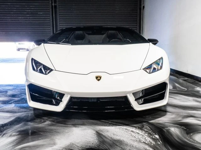 2017 Lamborghini Huracan LP580-2 - Image 2 of 21
