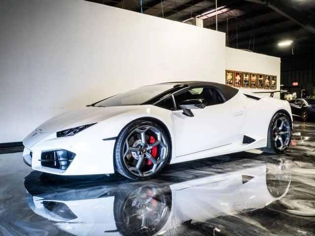 2017 Lamborghini Huracan LP580-2 - Image 15 of 21