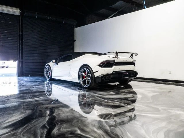 2017 Lamborghini Huracan LP580-2 - Image 13 of 21