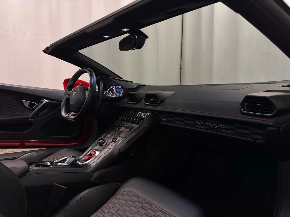 2017 Lamborghini Huracan LP580-2 - Image 12 of 31