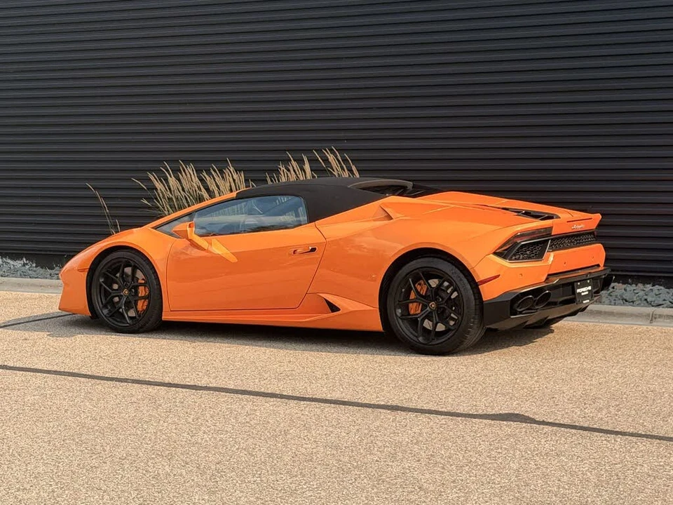 2017 Lamborghini Huracan LP580-2 - Image 6 of 7