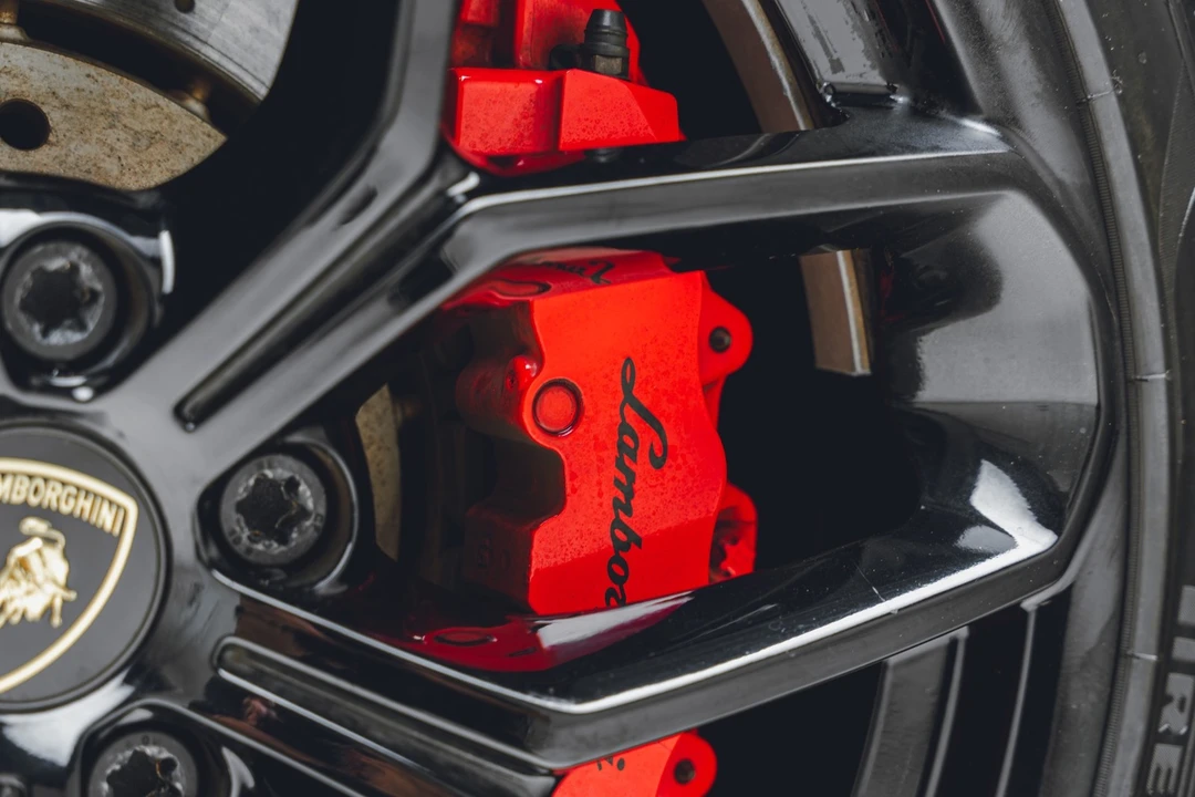 2017 Lamborghini Huracan LP580-2 - Image 27 of 31