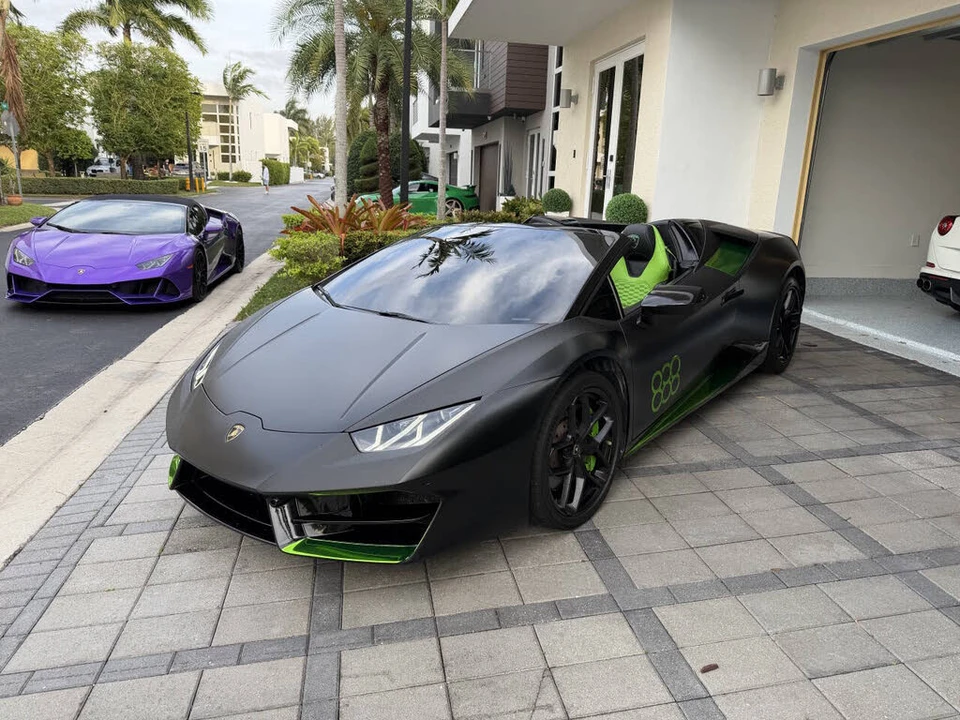 2017 Lamborghini Huracan LP580-2 - Image 14 of 19