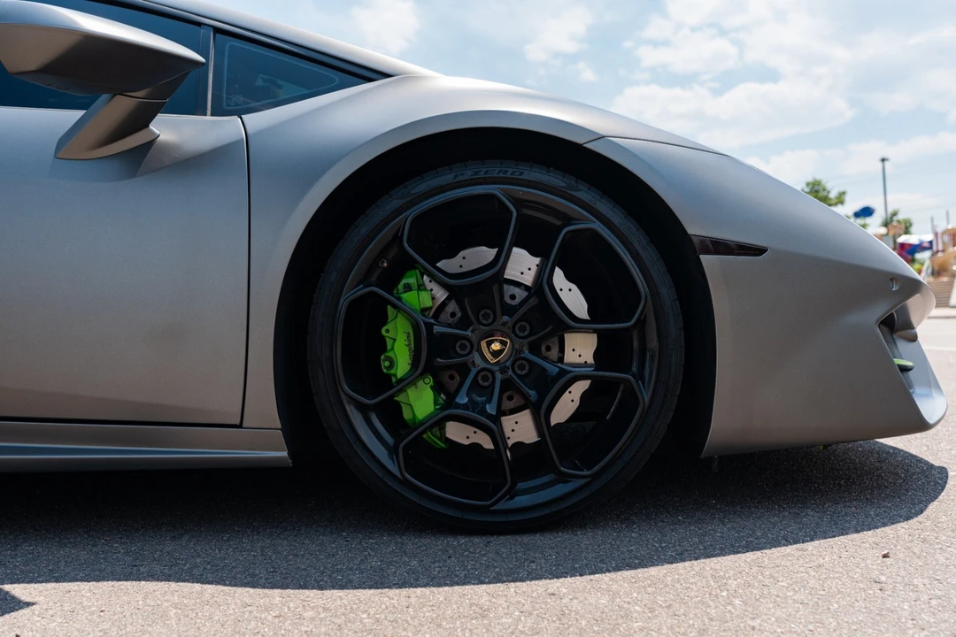 2017 Lamborghini Huracan LP580-2 - Image 8 of 31