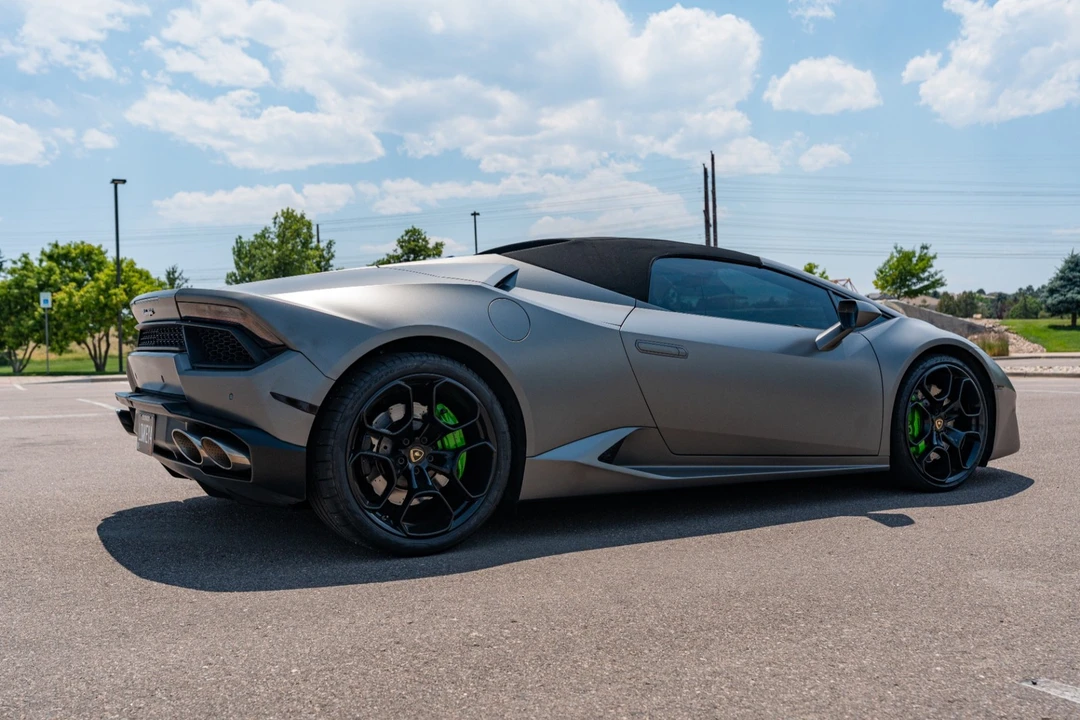 2017 Lamborghini Huracan LP580-2 - Image 10 of 31