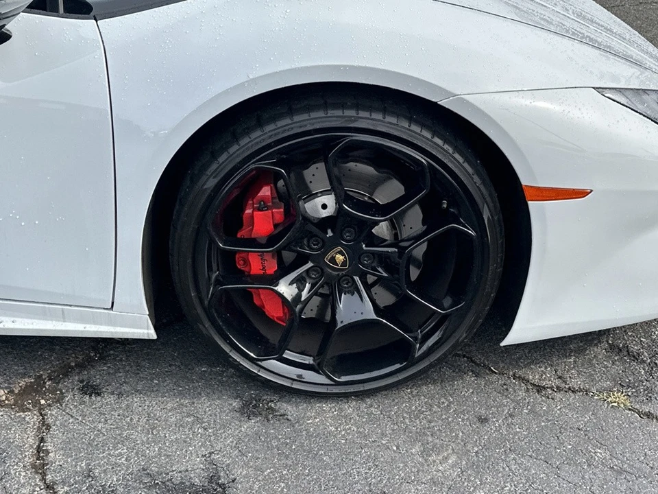 2017 Lamborghini Huracan LP580-2 - Image 12 of 21
