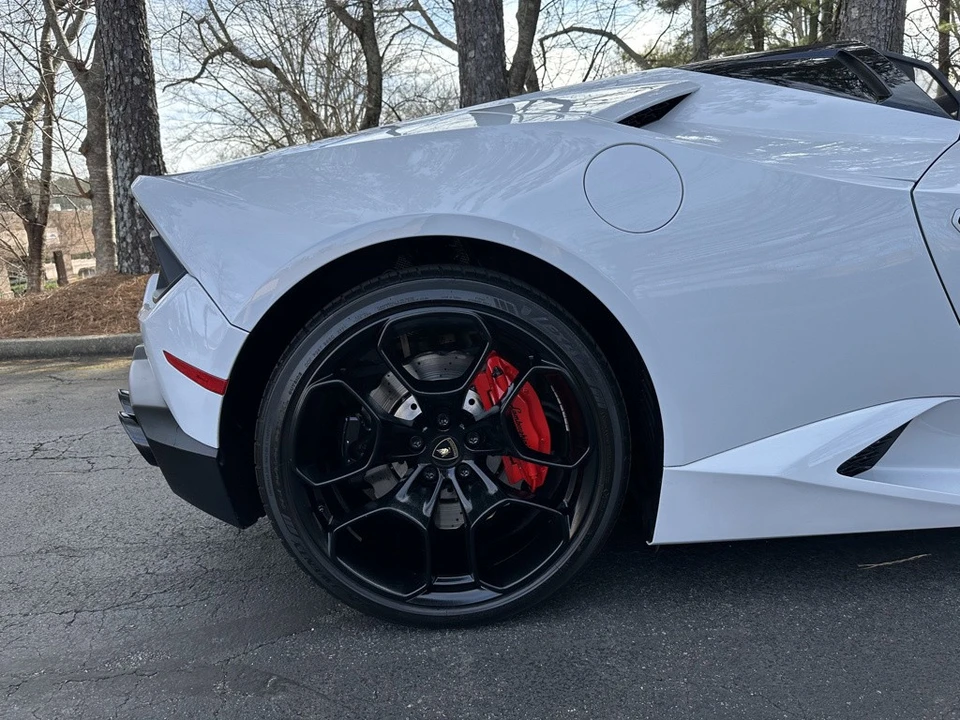 2017 Lamborghini Huracan LP580-2 - Image 15 of 21