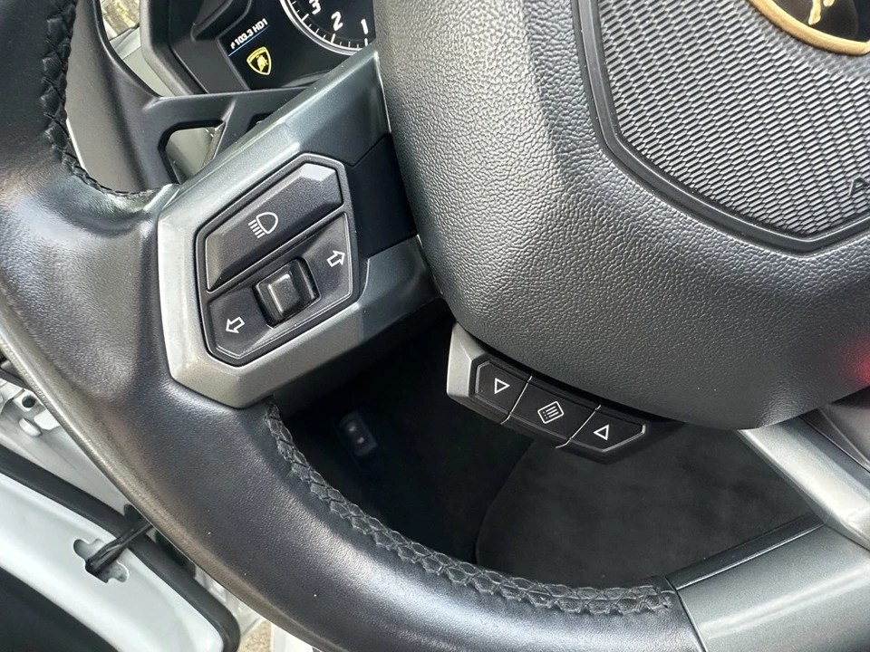 2017 Lamborghini Huracan LP580-2 - Image 18 of 21