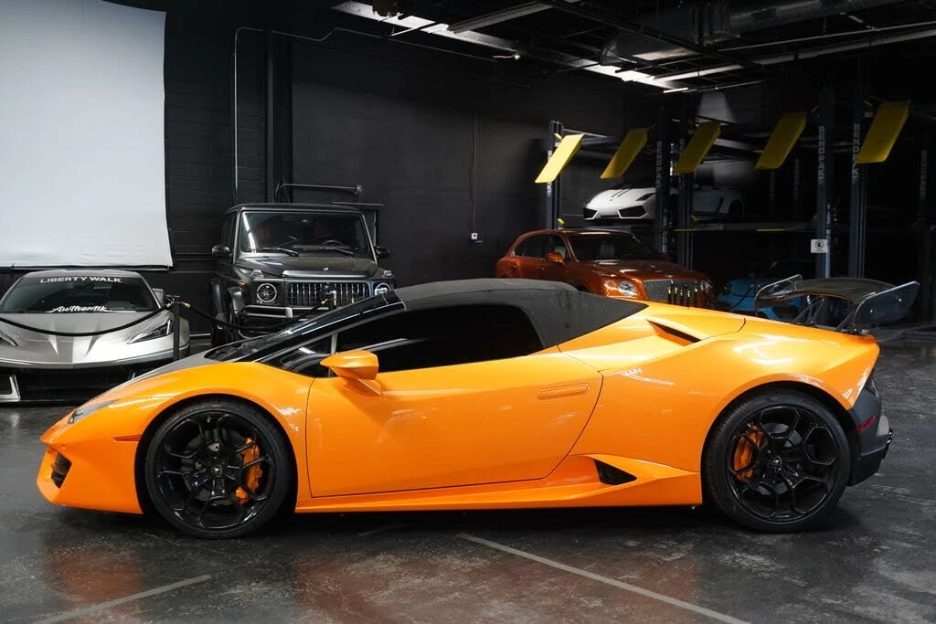 2017 Lamborghini Huracan LP580-2 - Image 2 of 31