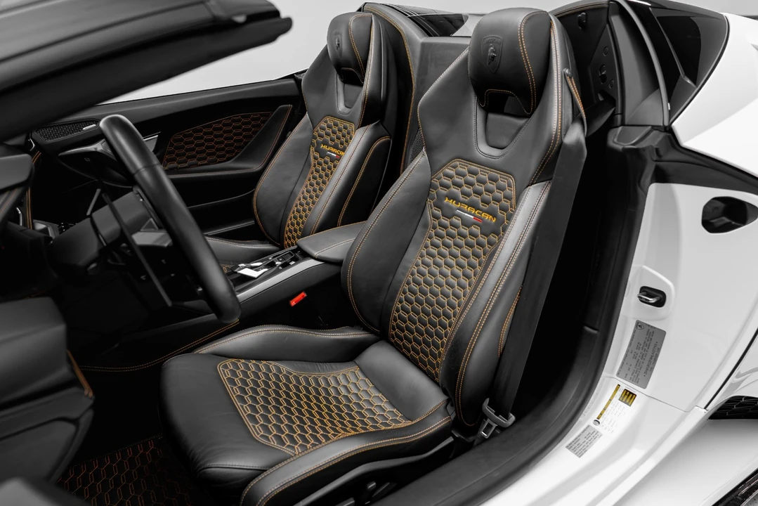 2017 Lamborghini Huracan LP580-2 - Image 4 of 31