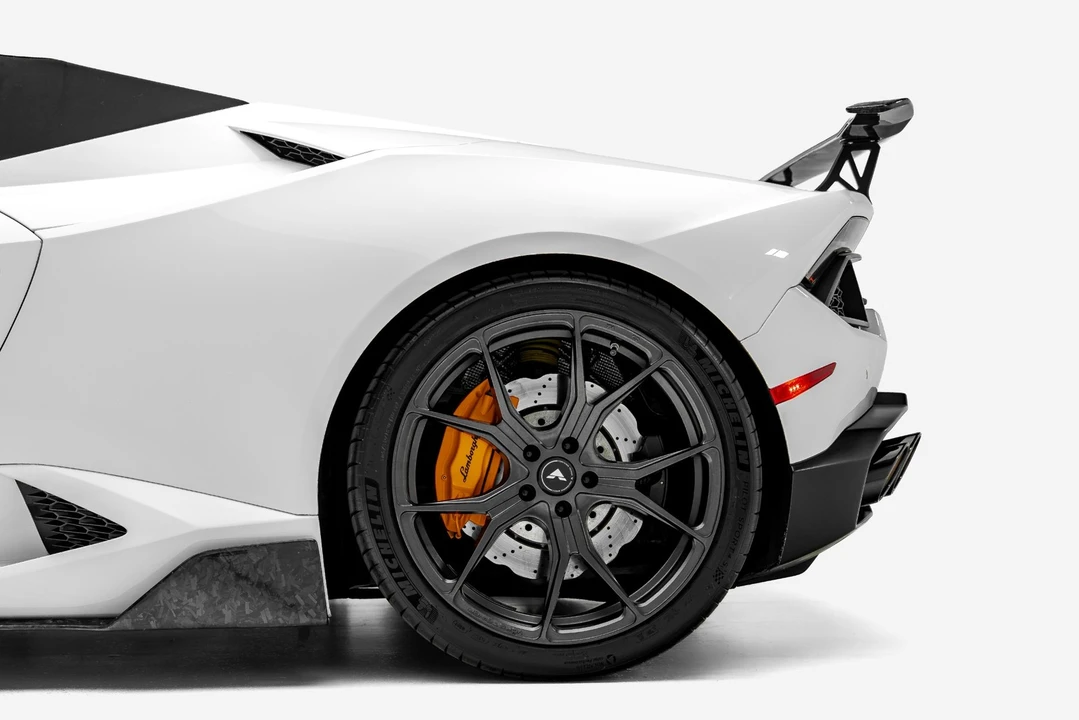 2017 Lamborghini Huracan LP580-2 - Image 20 of 31