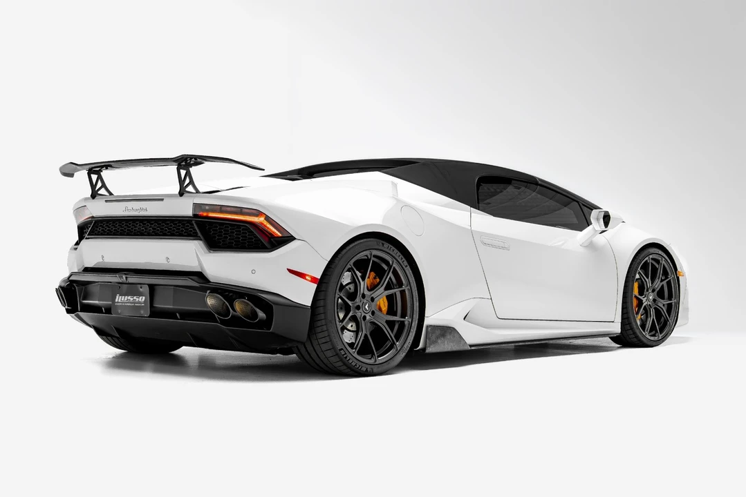 2017 Lamborghini Huracan LP580-2 - Image 2 of 31