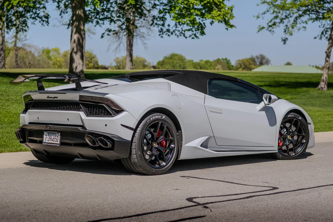 2017 Lamborghini Huracan LP580-2 - Image 12 of 25