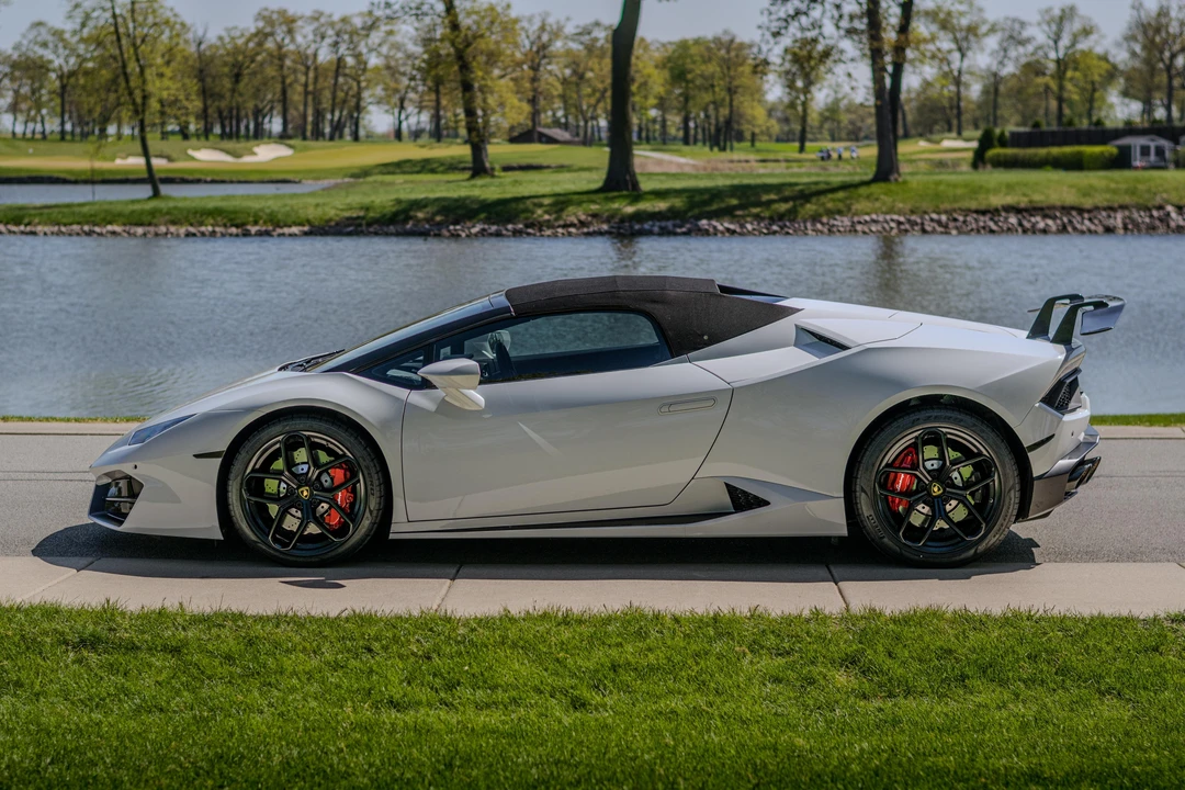 2017 Lamborghini Huracan LP580-2 - Image 11 of 25