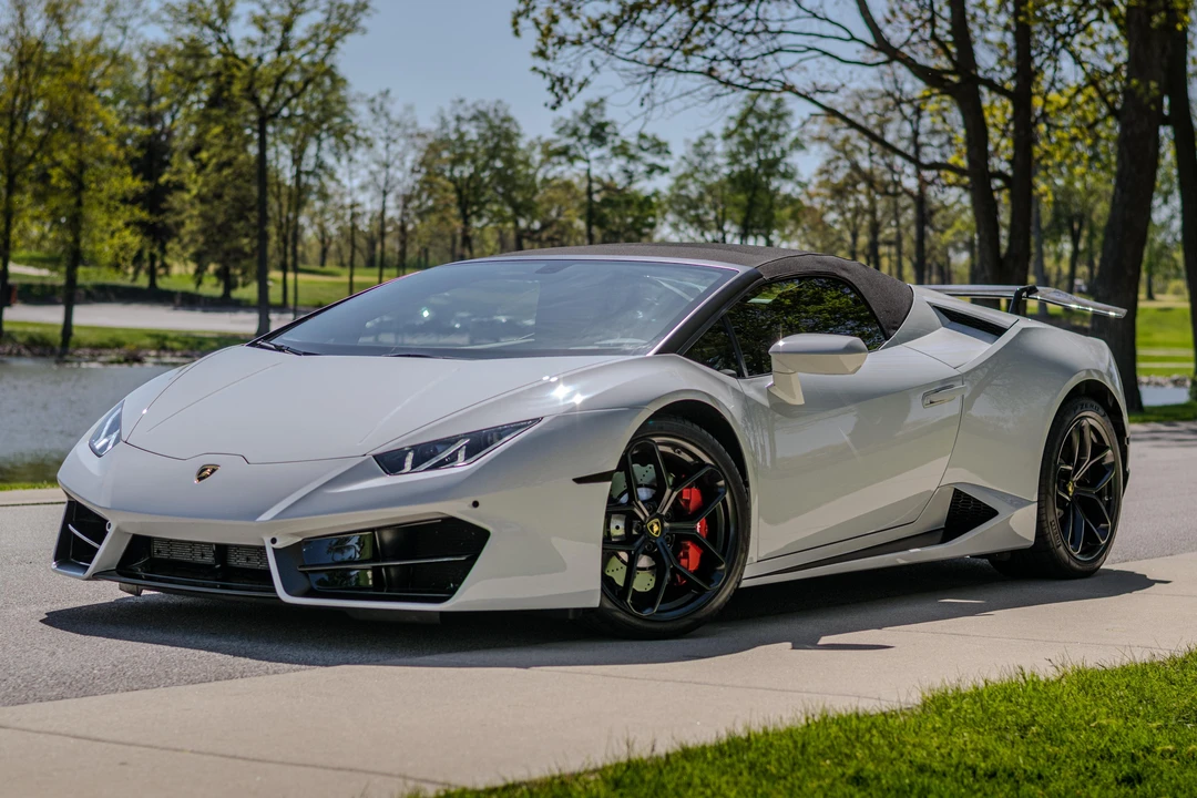 2017 Lamborghini Huracan LP580-2 - Image 10 of 25