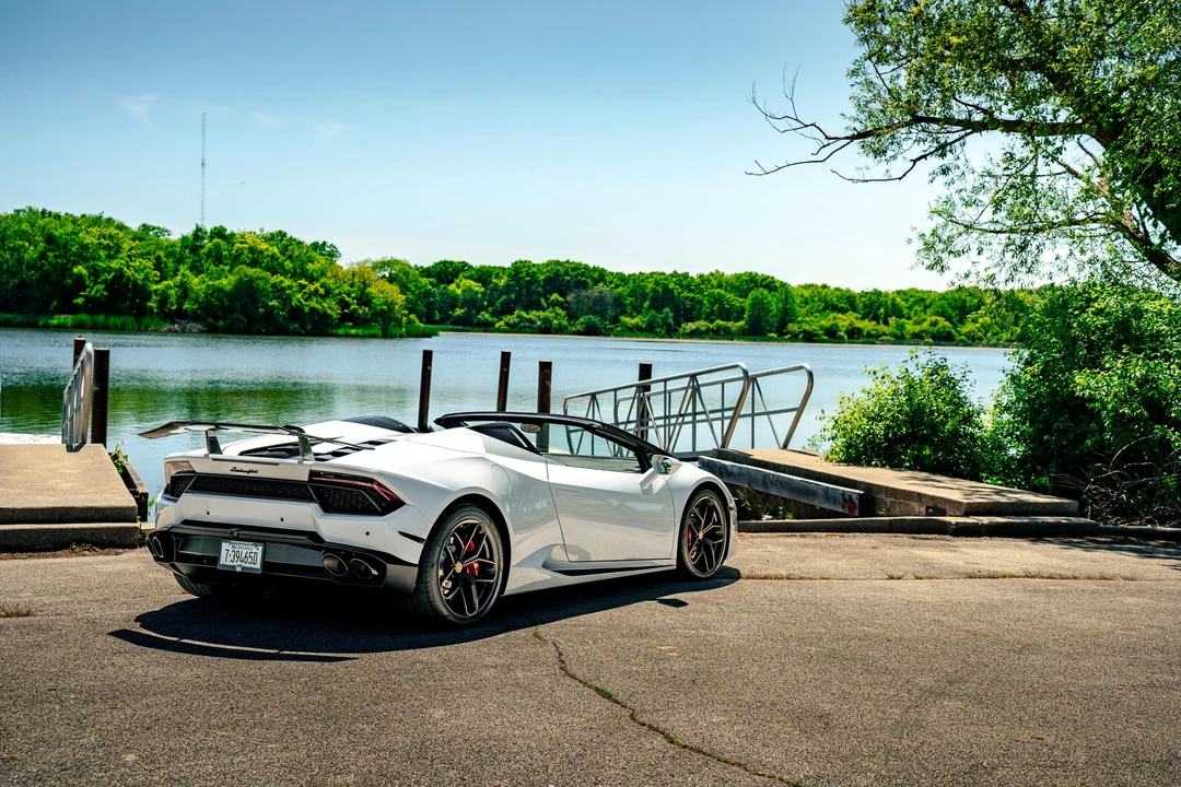 2017 Lamborghini Huracan LP580-2 - Image 7 of 25