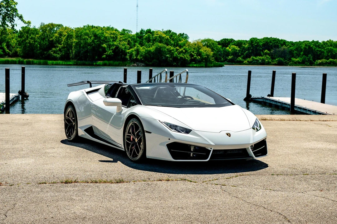 2017 Lamborghini Huracan LP580-2 - Image 9 of 25