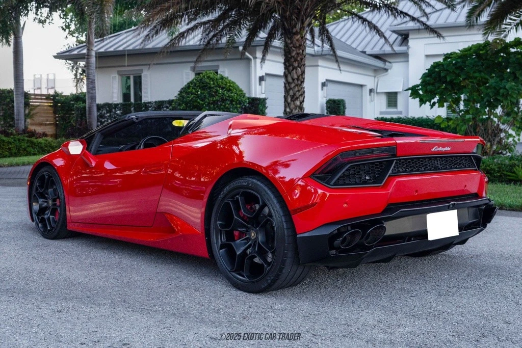 2017 Lamborghini Huracan LP580-2 - Image 6 of 12