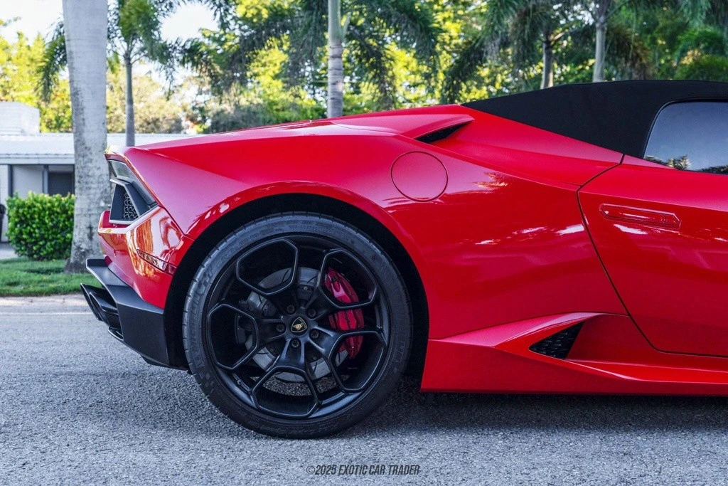 2017 Lamborghini Huracan LP580-2 - Image 10 of 12