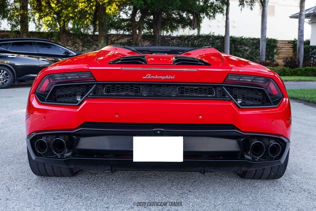 2017 Lamborghini Huracan LP580-2 - Image 7 of 12