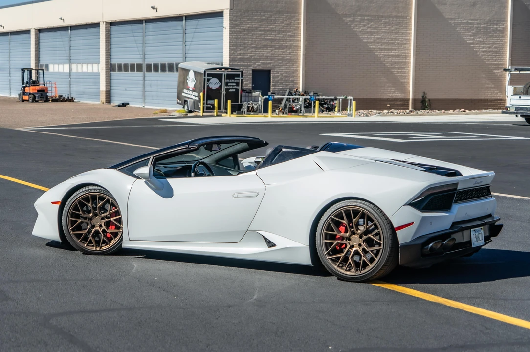 2017 Lamborghini Huracan LP580-2 - Image 9 of 26