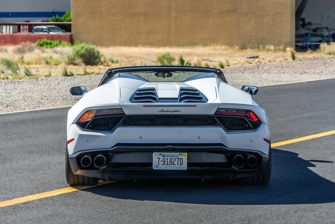 2017 Lamborghini Huracan LP580-2 - Image 11 of 26