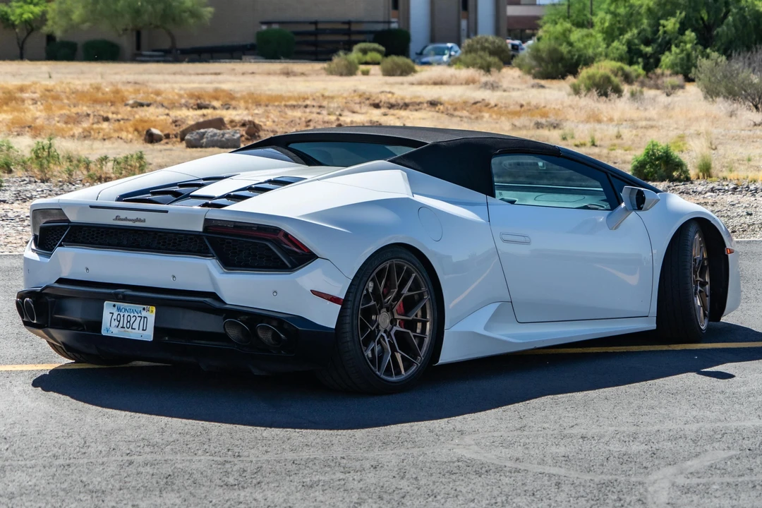 2017 Lamborghini Huracan LP580-2 - Image 4 of 26
