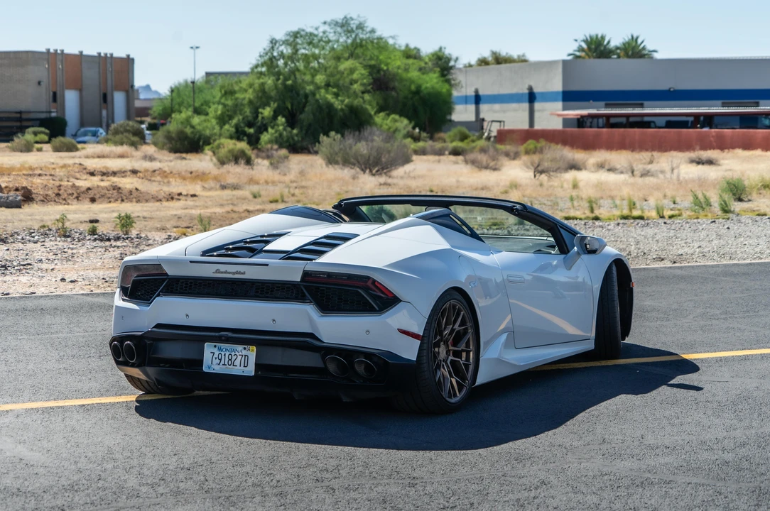 2017 Lamborghini Huracan LP580-2 - Image 12 of 26