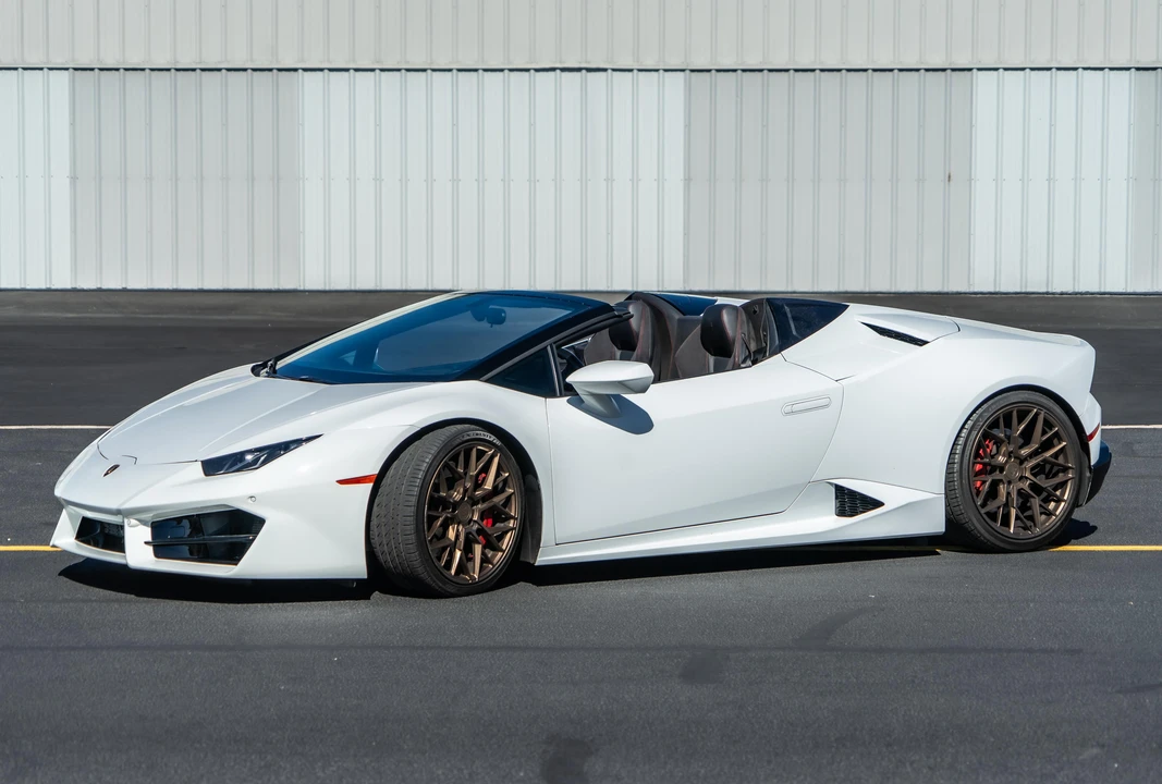 2017 Lamborghini Huracan LP580-2 - Image 8 of 26