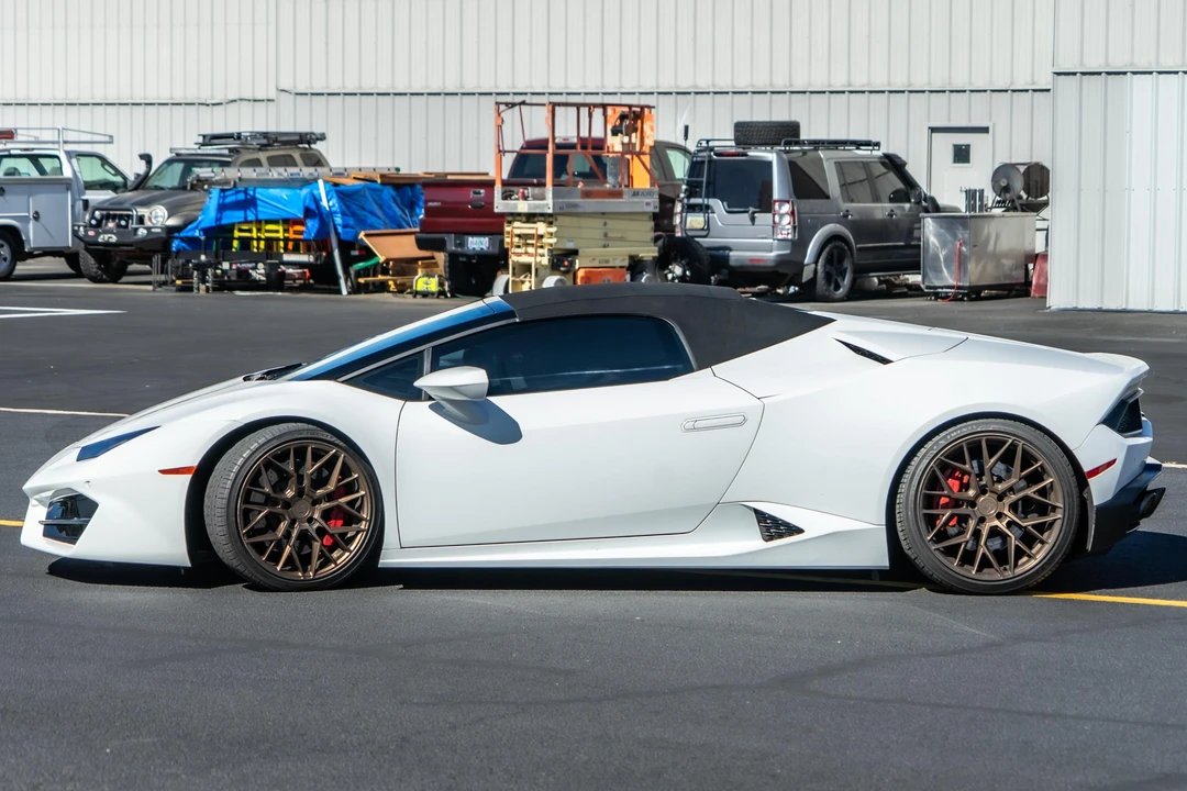 2017 Lamborghini Huracan LP580-2 - Image 3 of 26