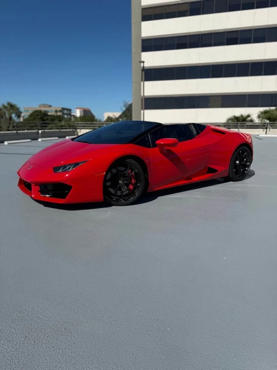 2017 Lamborghini Huracan LP580-2 - Image 4 of 8
