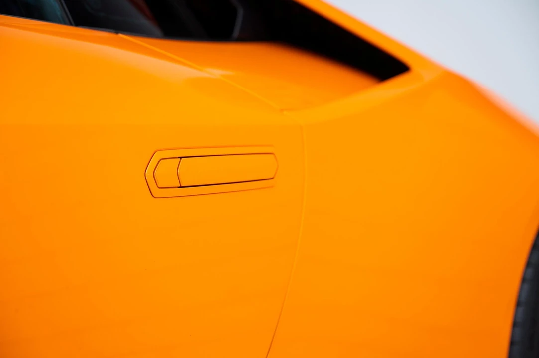 2017 Lamborghini Huracan LP580-2 - Image 18 of 31