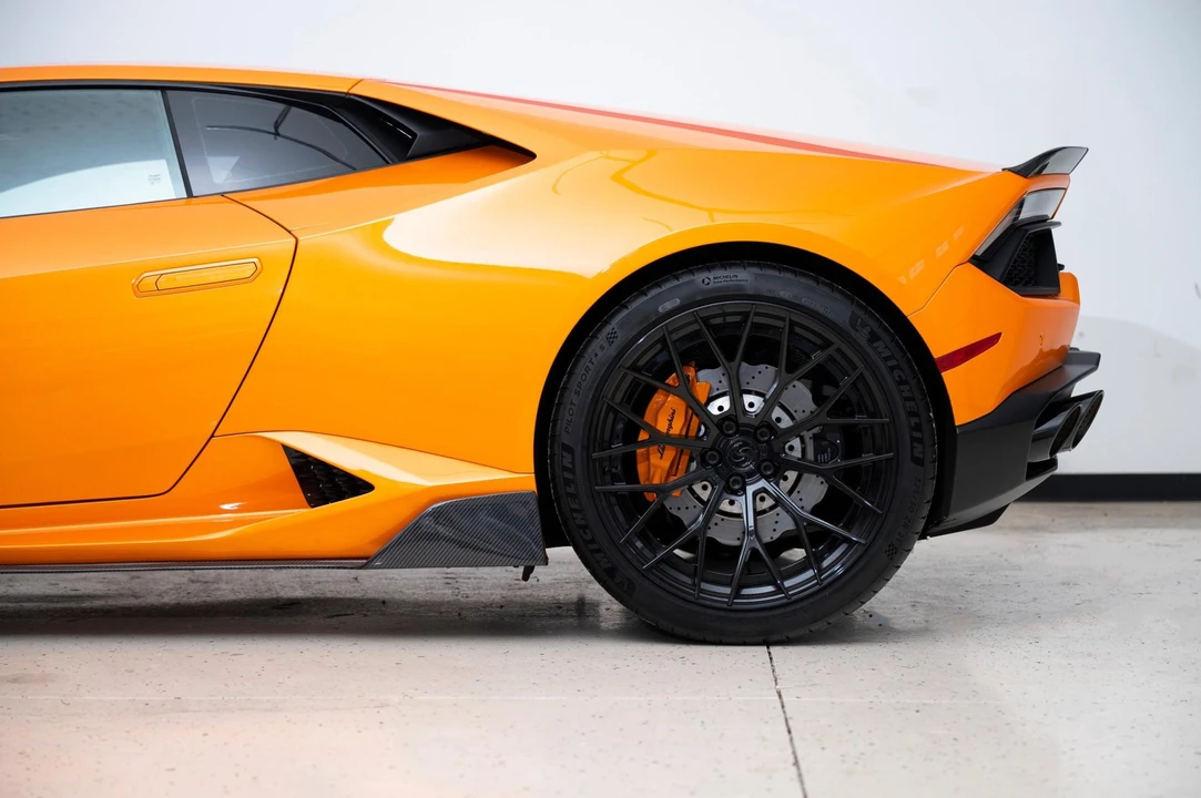 2017 Lamborghini Huracan LP580-2 - Image 20 of 31