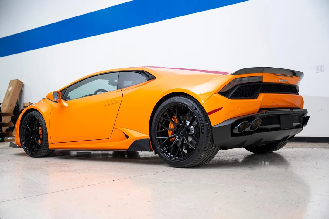 2017 Lamborghini Huracan LP580-2 - Image 6 of 31