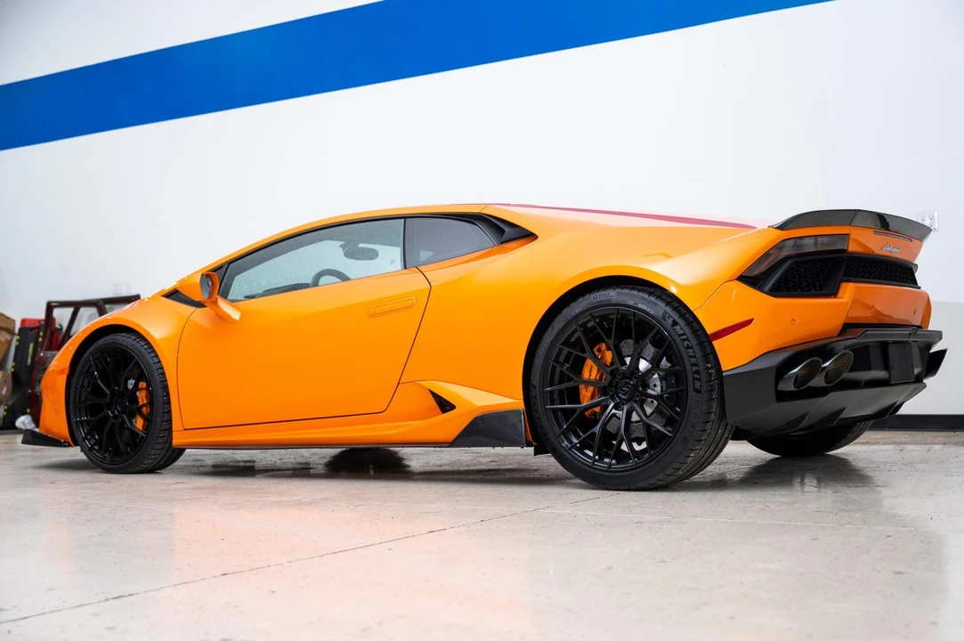 2017 Lamborghini Huracan LP580-2 - Image 5 of 31