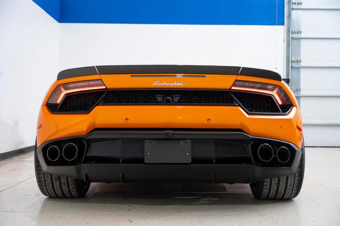 2017 Lamborghini Huracan LP580-2 - Image 8 of 31