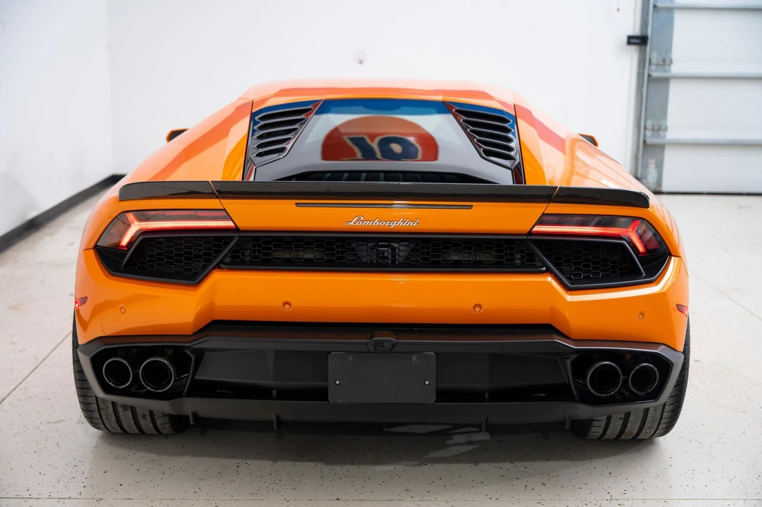 2017 Lamborghini Huracan LP580-2 - Image 7 of 31