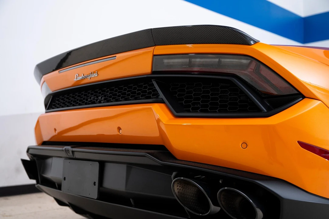 2017 Lamborghini Huracan LP580-2 - Image 27 of 31