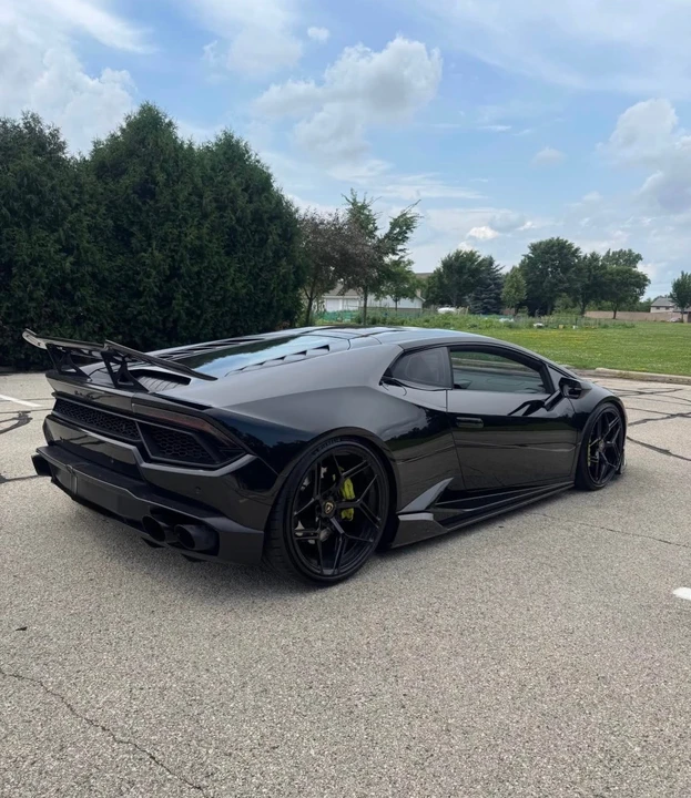 2017 Lamborghini Huracan LP580-2 - Image 6 of 13